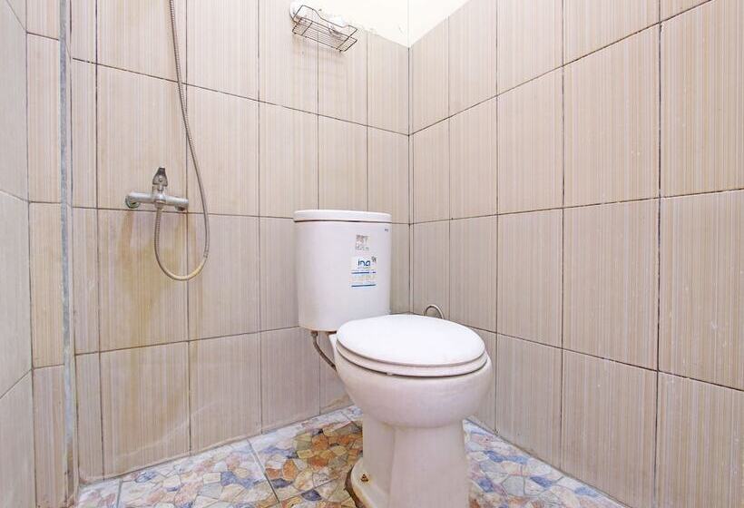 Szálloda Wiludjeng Guesthouse By Oyo