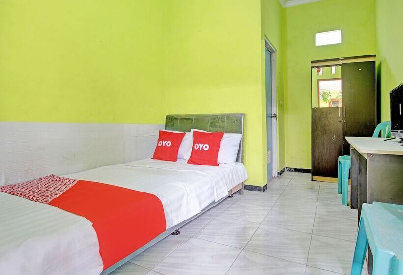 Hotel Wiludjeng Guesthouse By Oyo