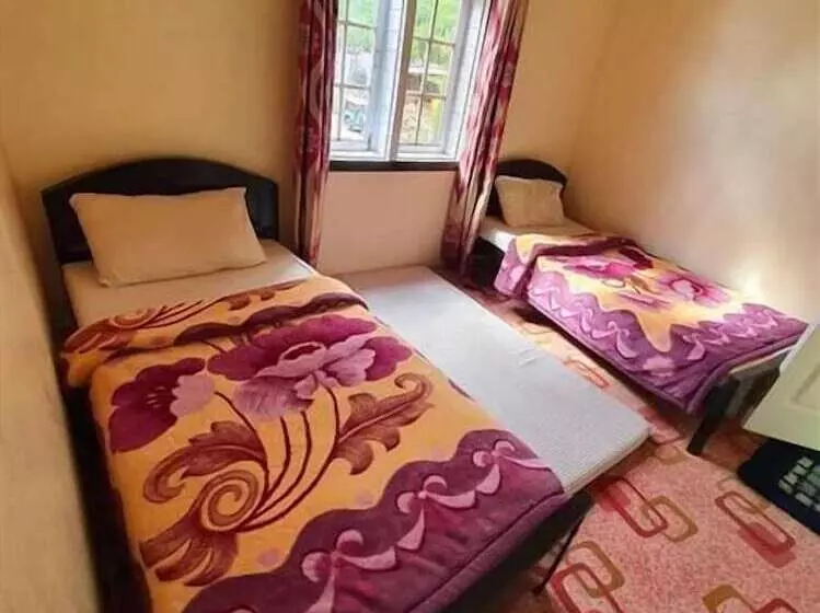 Mirza Hotel And Restaurant