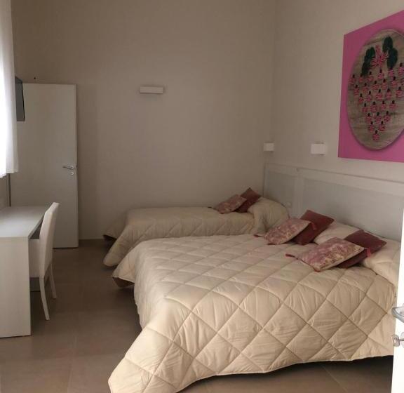 تختخواب و صبحانه Palèat Manduria