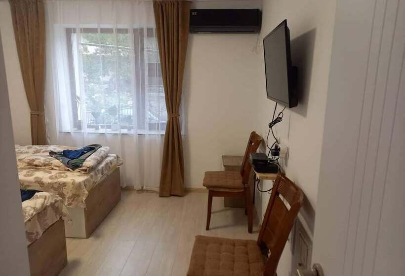 Пансион Guest House & Rooms Chris Toros