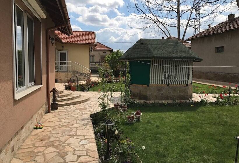 Пансион Guest House & Rooms Chris Toros