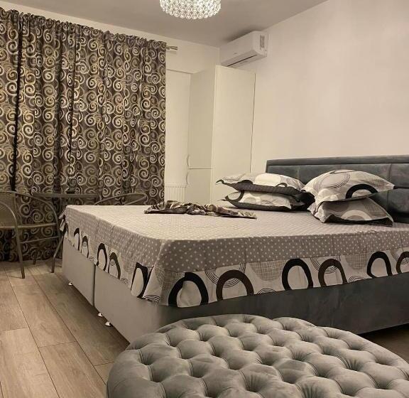 膳宿费 Luxury By Saray