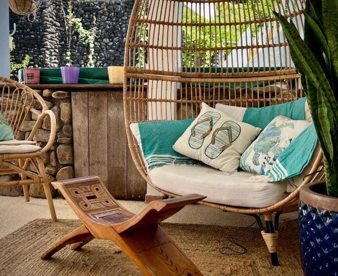 پانسیون Maison Taina