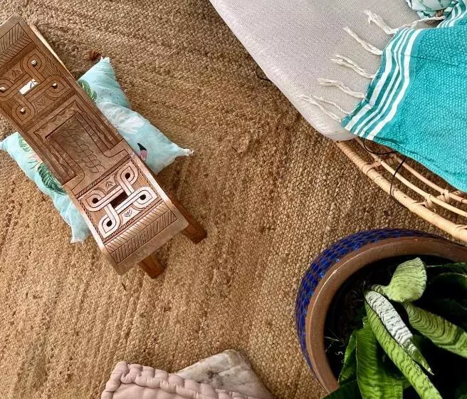 پانسیون Maison Taina