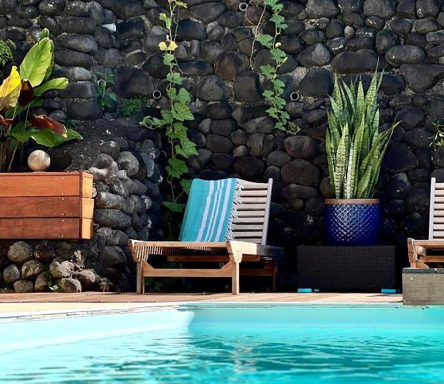 پانسیون Maison Taina