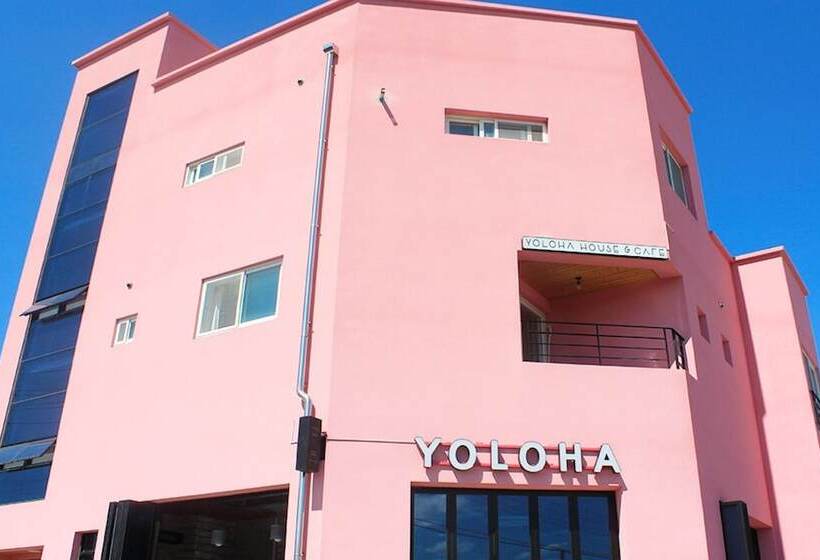 Pensió Yangyang Yoloha Surfhouse