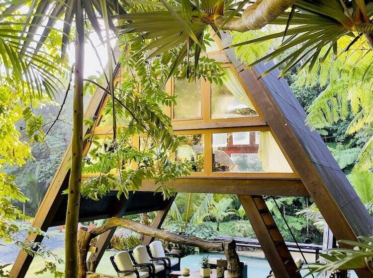 استراحتگاه Mont Carpe Diem