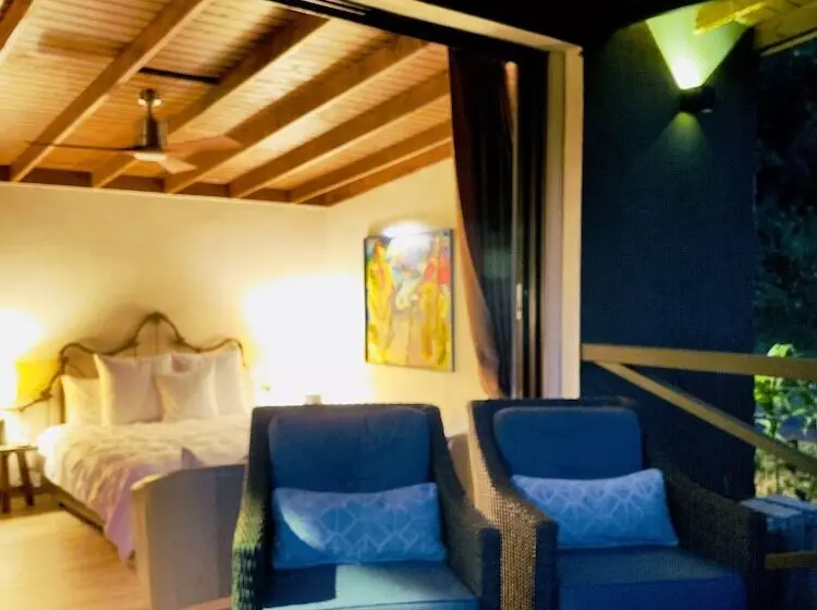 استراحتگاه Mont Carpe Diem