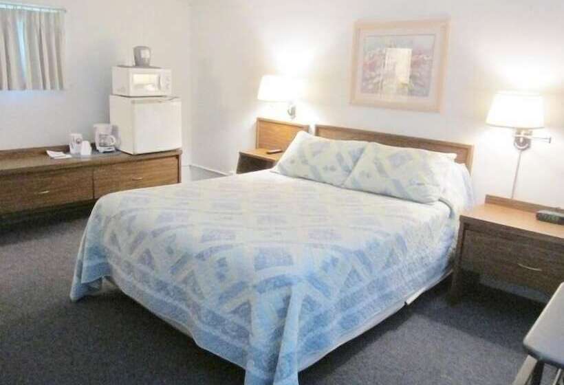 Country Squire Motel