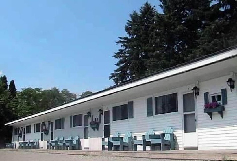 Country Squire Motel