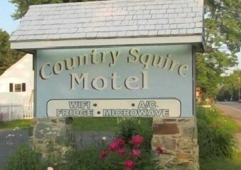 Country Squire Motel