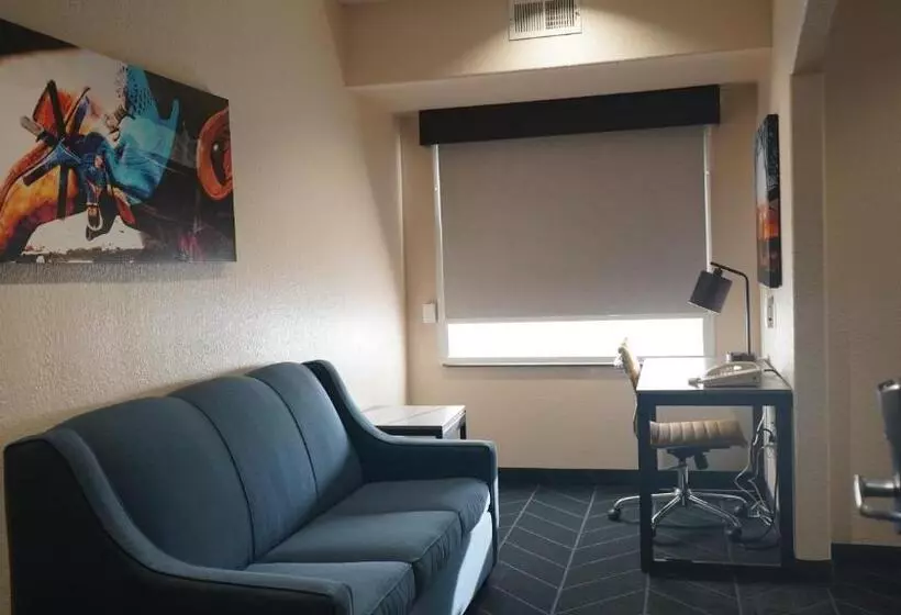 ホテル Best Western Lubbock West Inn & Suites