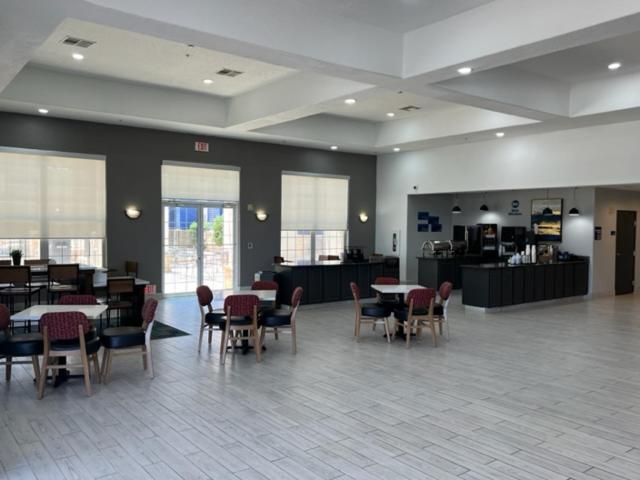 בית מלון כפרי Best Western Lubbock West Inn & Suites