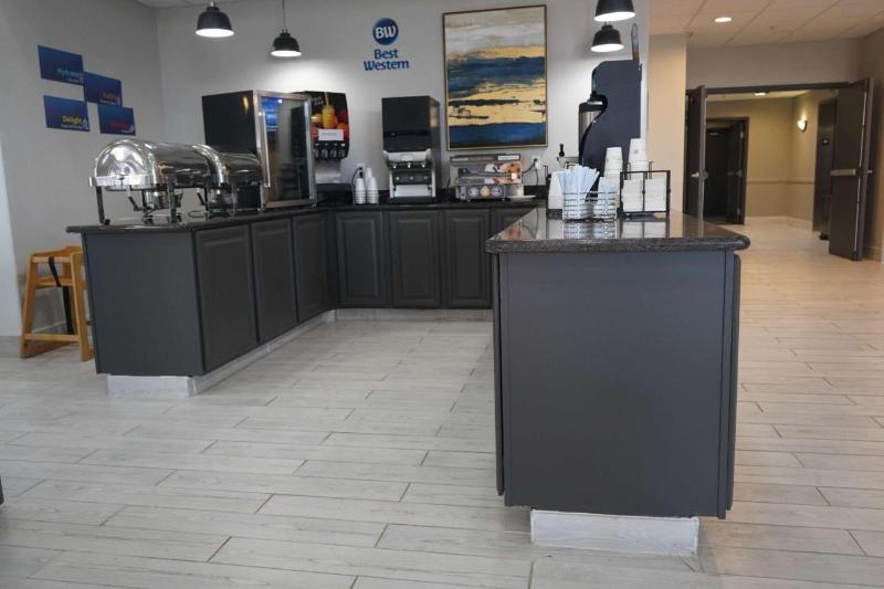 בית מלון כפרי Best Western Lubbock West Inn & Suites
