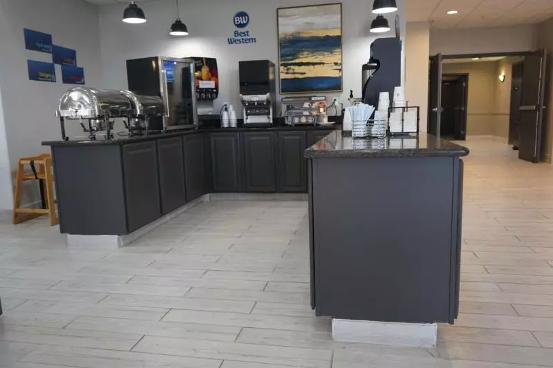 ホテル Best Western Lubbock West Inn & Suites