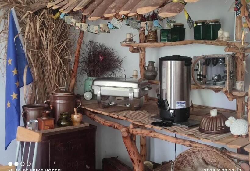 בית מלון כפרי Bike Hostel&camp