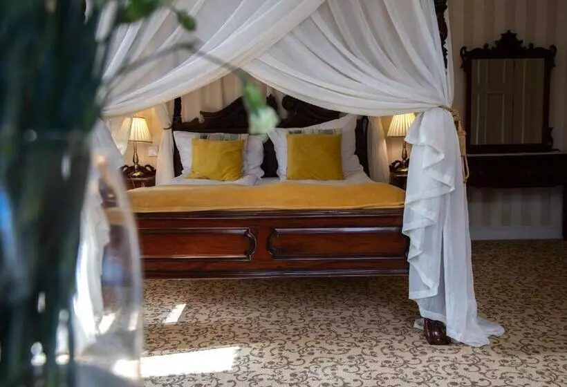 Hotelli Dębowy Biowellness & Spa Góry Sowie