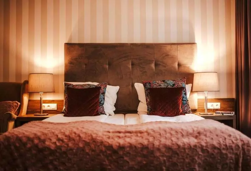 Hotelli Dębowy Biowellness & Spa Góry Sowie