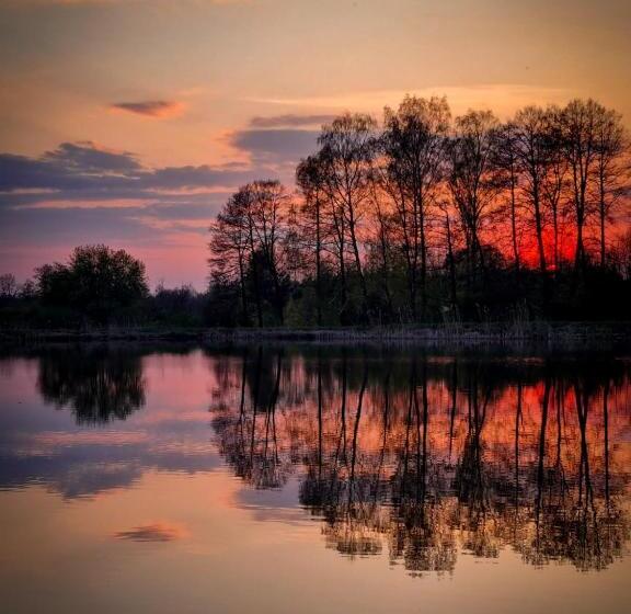 호텔 Dwór Mościbrody