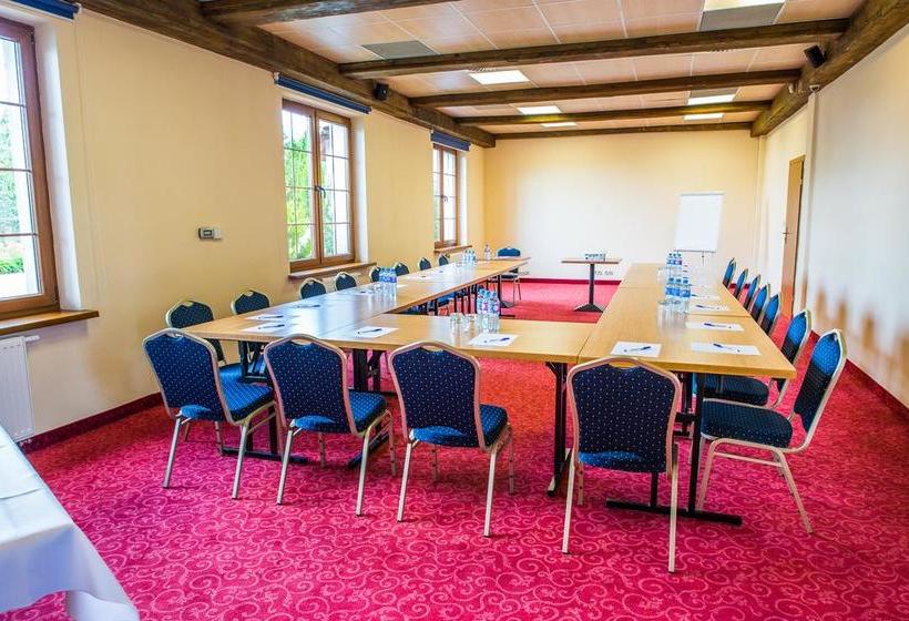 בית מלון כפרי Folwark Klepisko