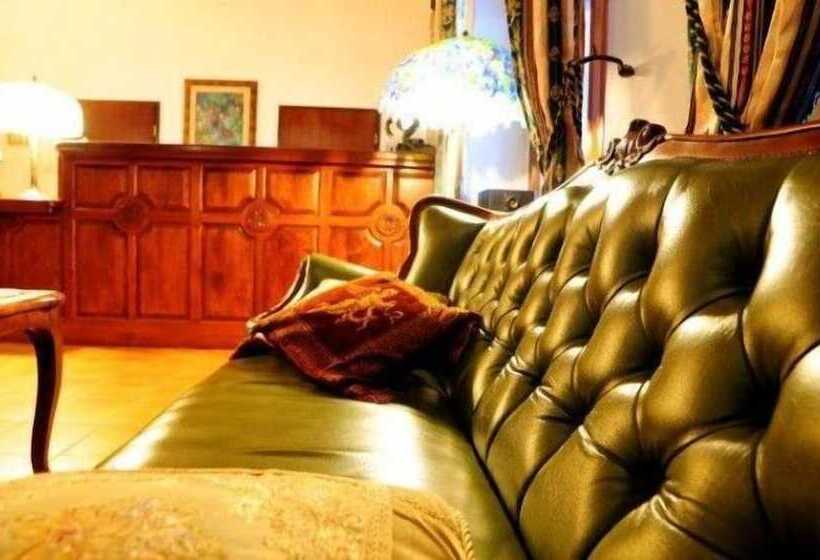 酒店 Folwark Stara Winiarnia