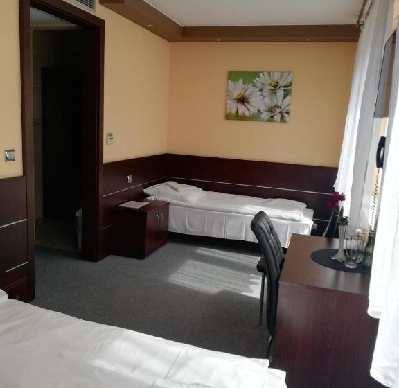 Отель Gościniec Biznesowy