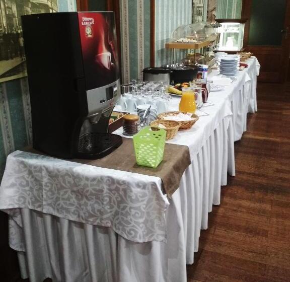 فندق Golden Eagle