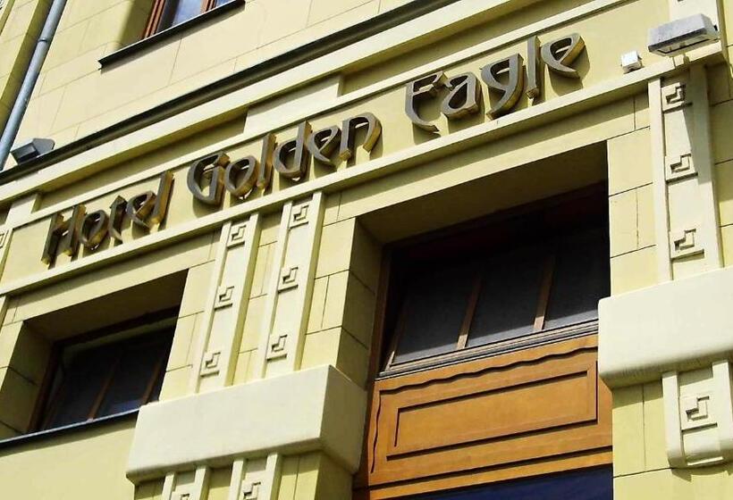 فندق Golden Eagle