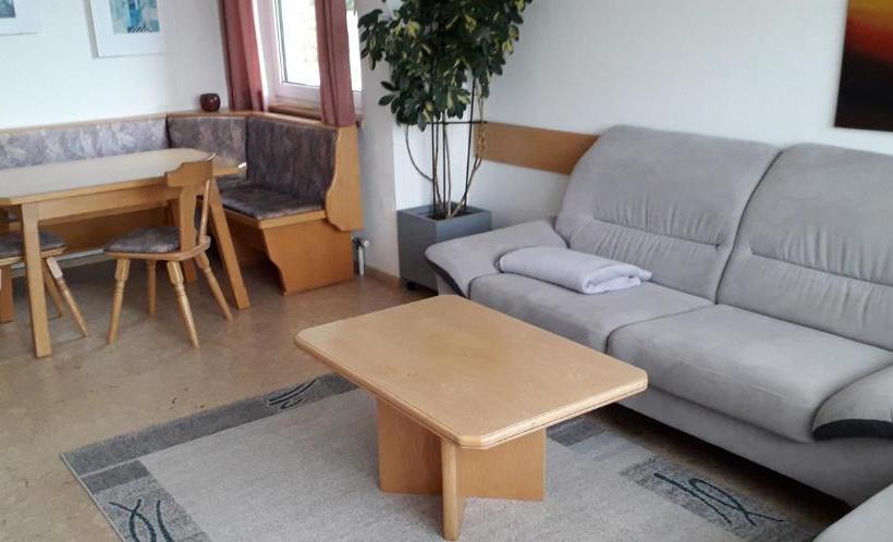 ホテル Gästehaus Tarmann