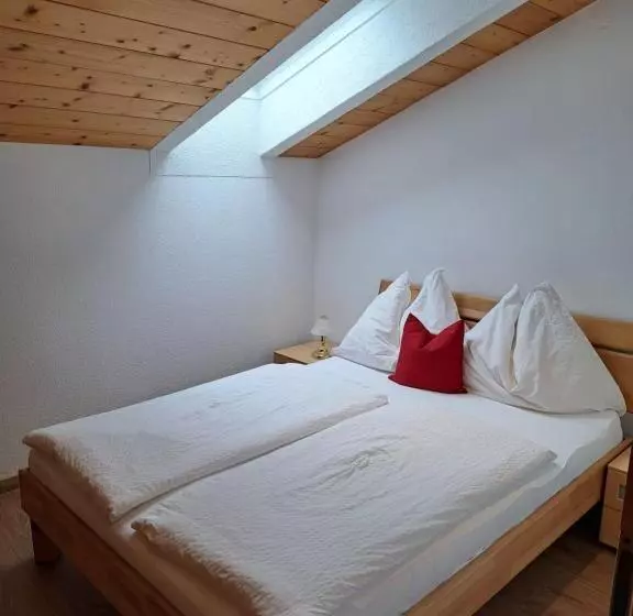 Hotelli Haus Regina