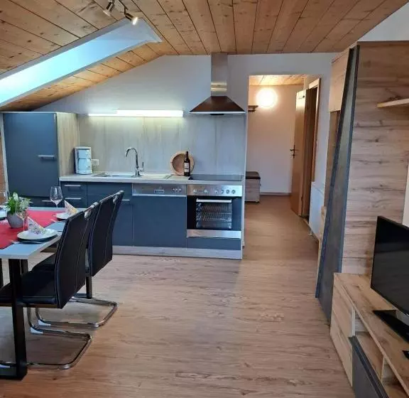 Hotelli Haus Regina