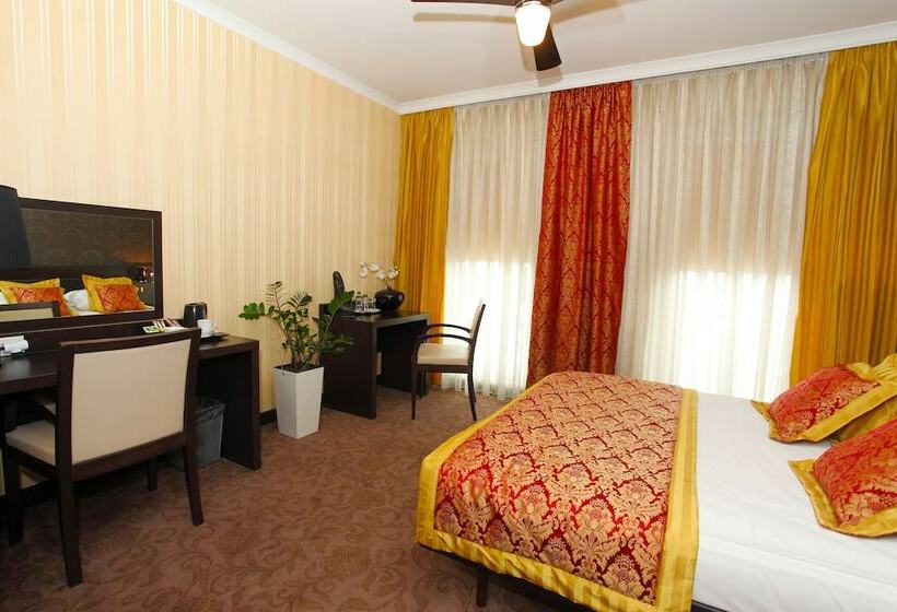 酒店 Iskierka Business & Spa