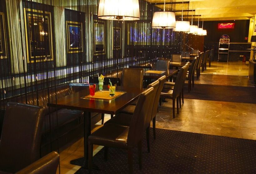 酒店 Iskierka Business & Spa