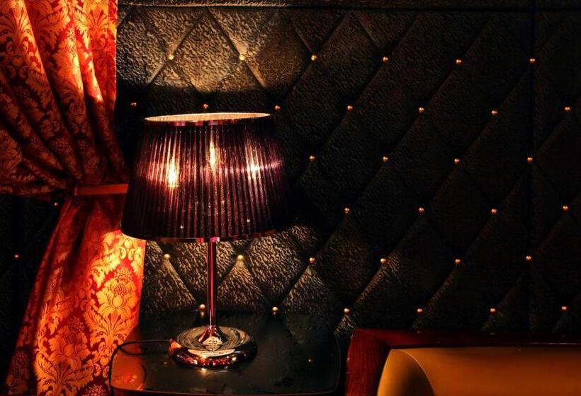 酒店 Iskierka Business & Spa