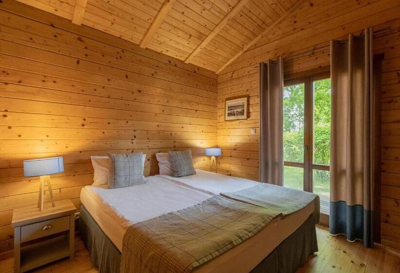 בית מלון כפרי Jabłoń Lake Resort