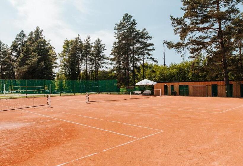 בית מלון כפרי Jabłoń Lake Resort