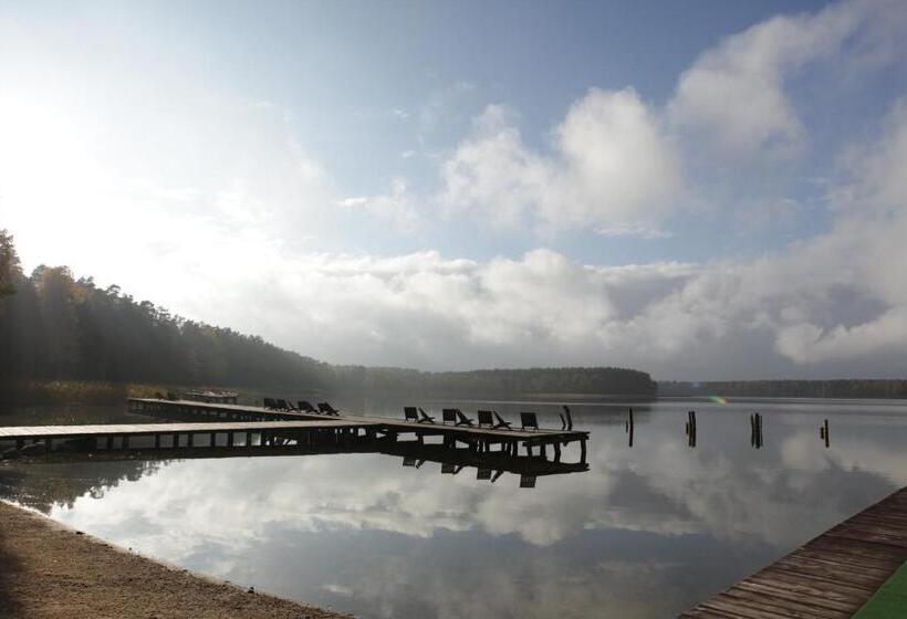 בית מלון כפרי Jabłoń Lake Resort