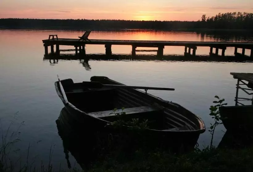 ホテル Jabłoń Lake Resort