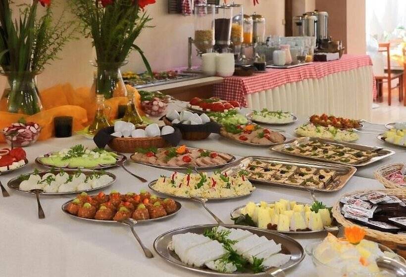 בית מלון כפרי Klinika Młodości Medical Spa