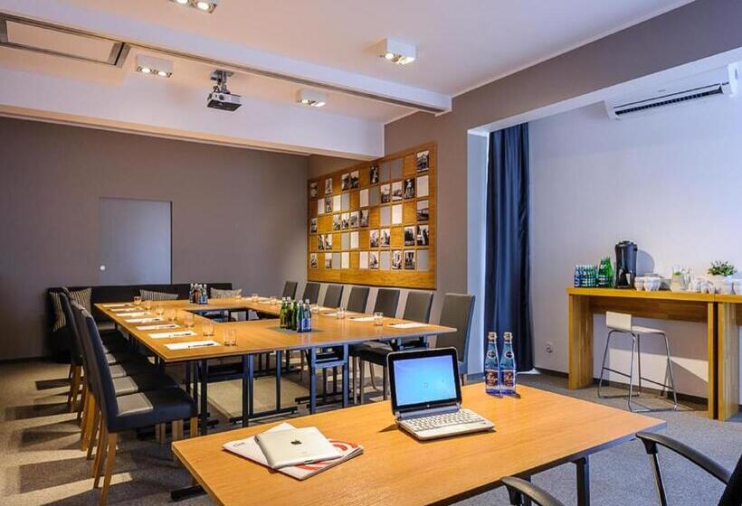 בית מלון כפרי Link