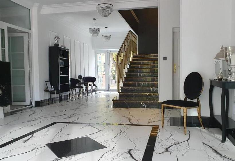 בית מלון כפרי Monte Carlo Boutique