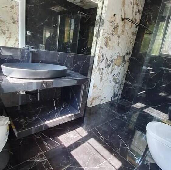 בית מלון כפרי Monte Carlo Boutique