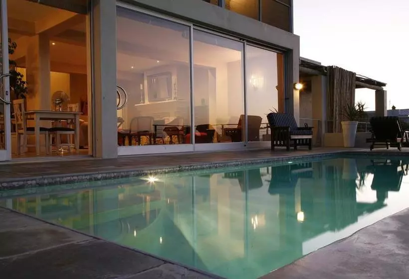 ホテル Moonstruck On Pringle Bay Guesthouse