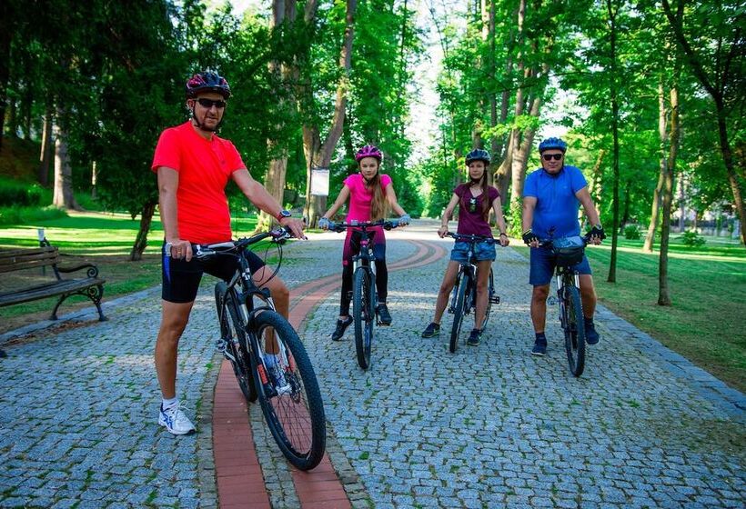 호텔 Nowy Dwór Elizy Blisko Sky Bridge