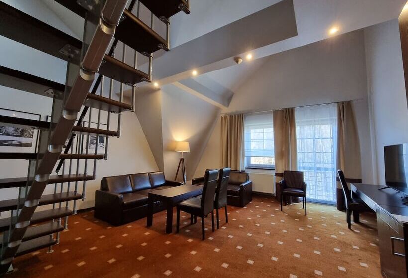 호텔 Nowy Dwór Elizy Blisko Sky Bridge