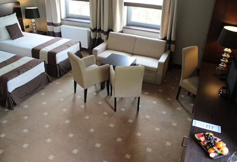 호텔 Nowy Dwór Elizy Blisko Sky Bridge