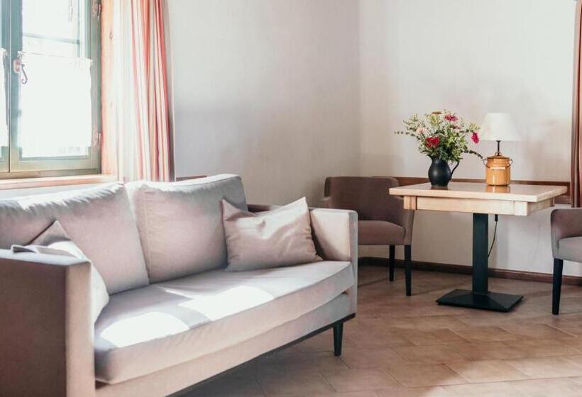 ホテル Osada Karbowko Wellness & Spa