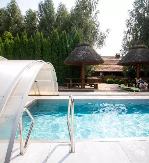 Hotelli Osada Karbowko Wellness & Spa