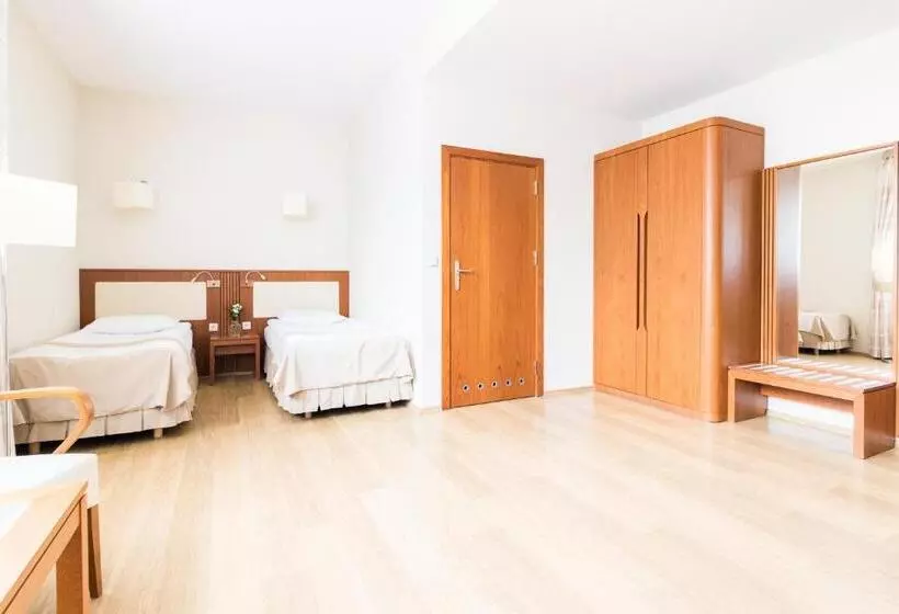 Hotelli Osada Karbowko Wellness & Spa